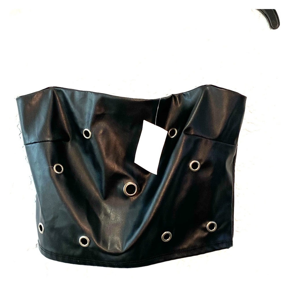 NWT Leather strapless top 🔸